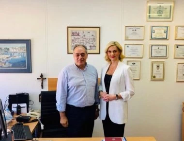 Επίσκεψη της υποψήφιας βουλευτή της ΝΔ Ζησιοπουλου Λιβανίου 'Εμη στην ΓΑΔΑ (φωτο)